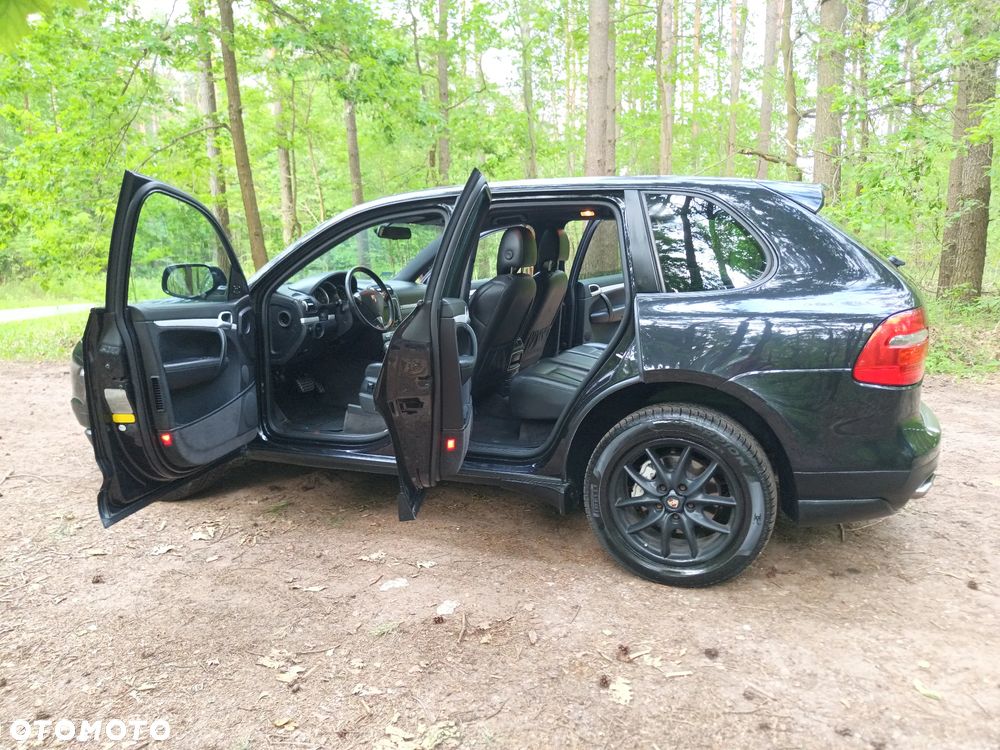 Porsche Cayenne - 13