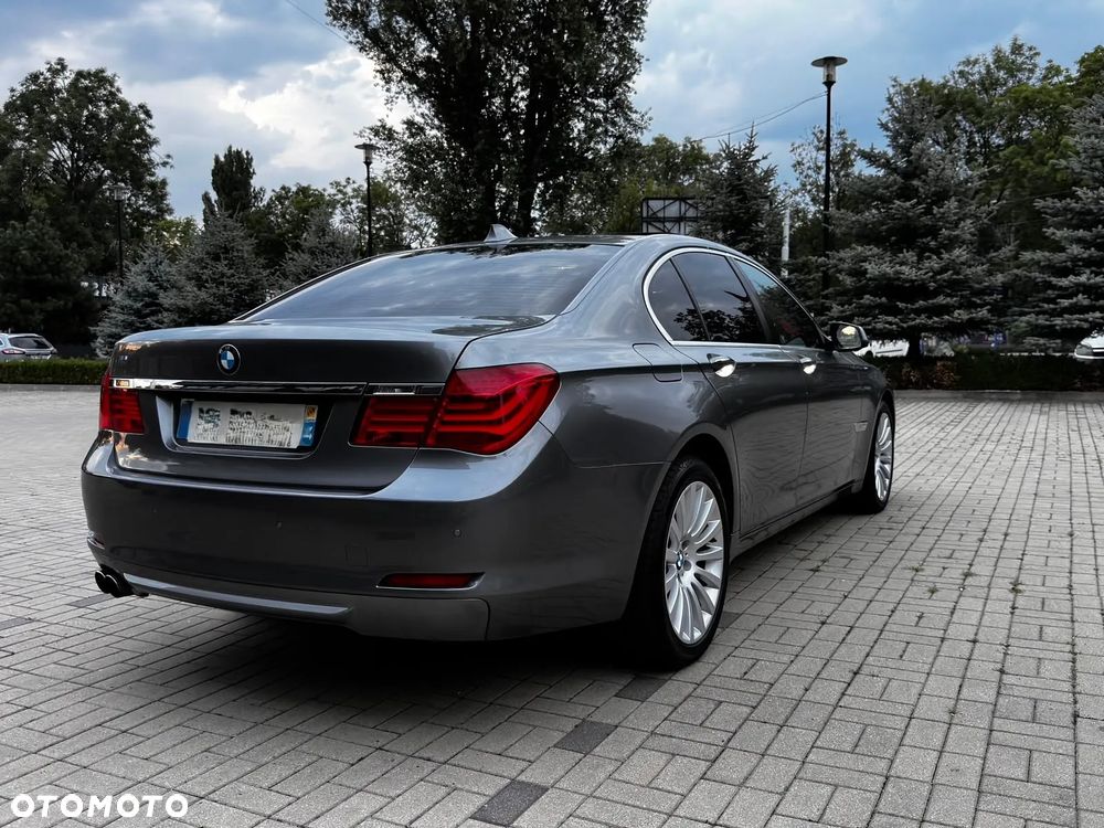BMW Seria 7 730d - 15