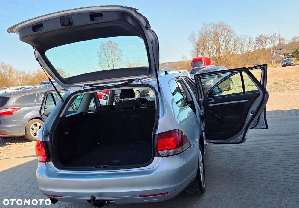 Volkswagen Golf - 31