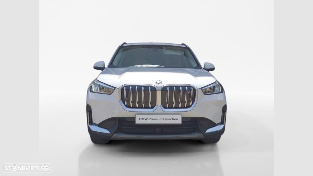 BMW iX1 xDrive30 — fotografia 6
