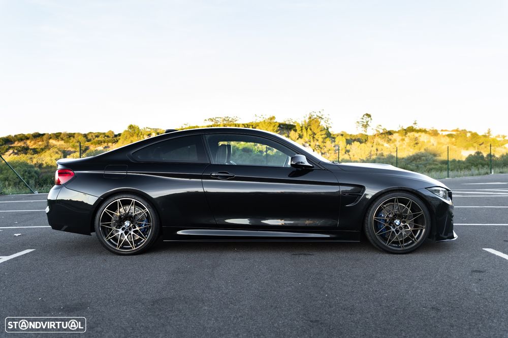 BMW M4 DKG Competition - 10