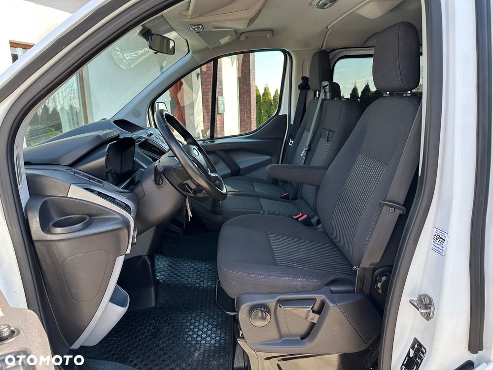 Ford Transit Custom 310 L2H1 Limited - 12