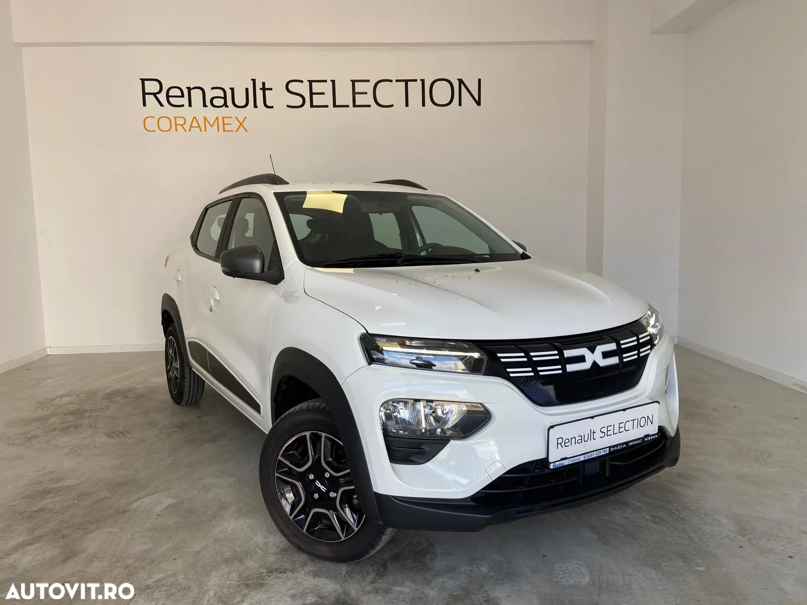 Dacia Spring Expression - 11