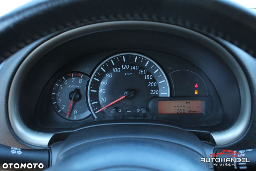 Nissan Micra - 11