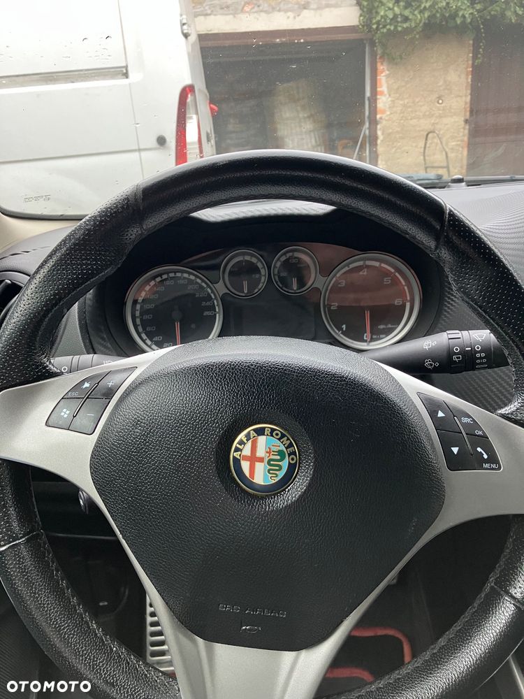 Alfa Romeo Mito 1.3 JTDM Distinctive S&S - 9