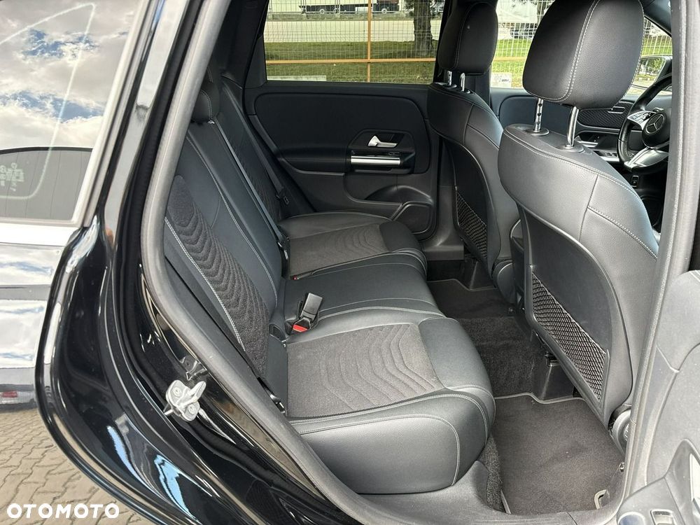 Mercedes-Benz Klasa B 220 d 8G-DCT - 17