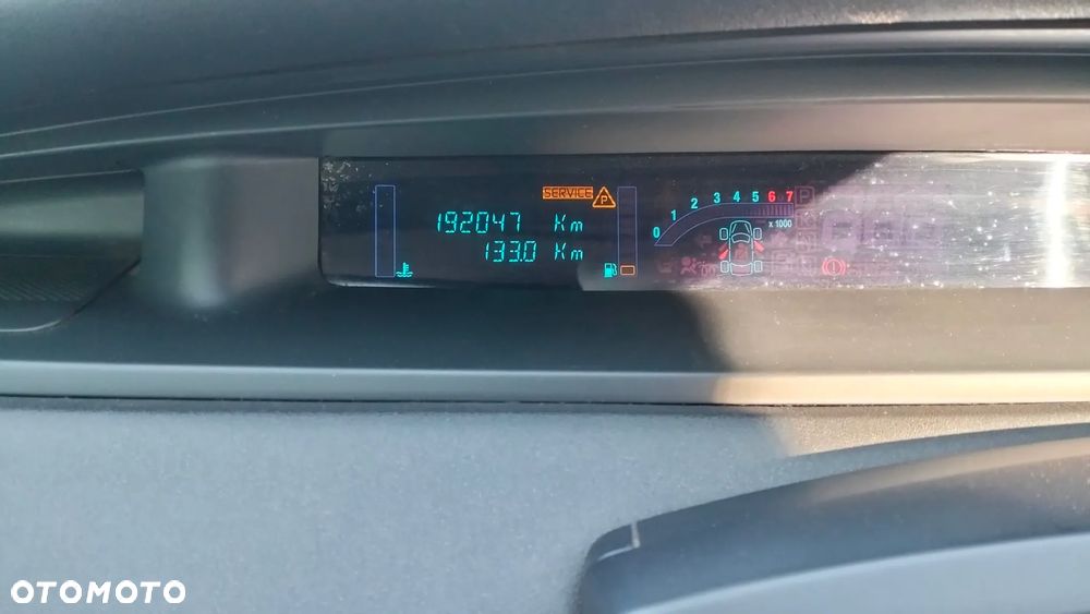 Renault Grand Scenic 2.0 16V Confort Authentique - 25