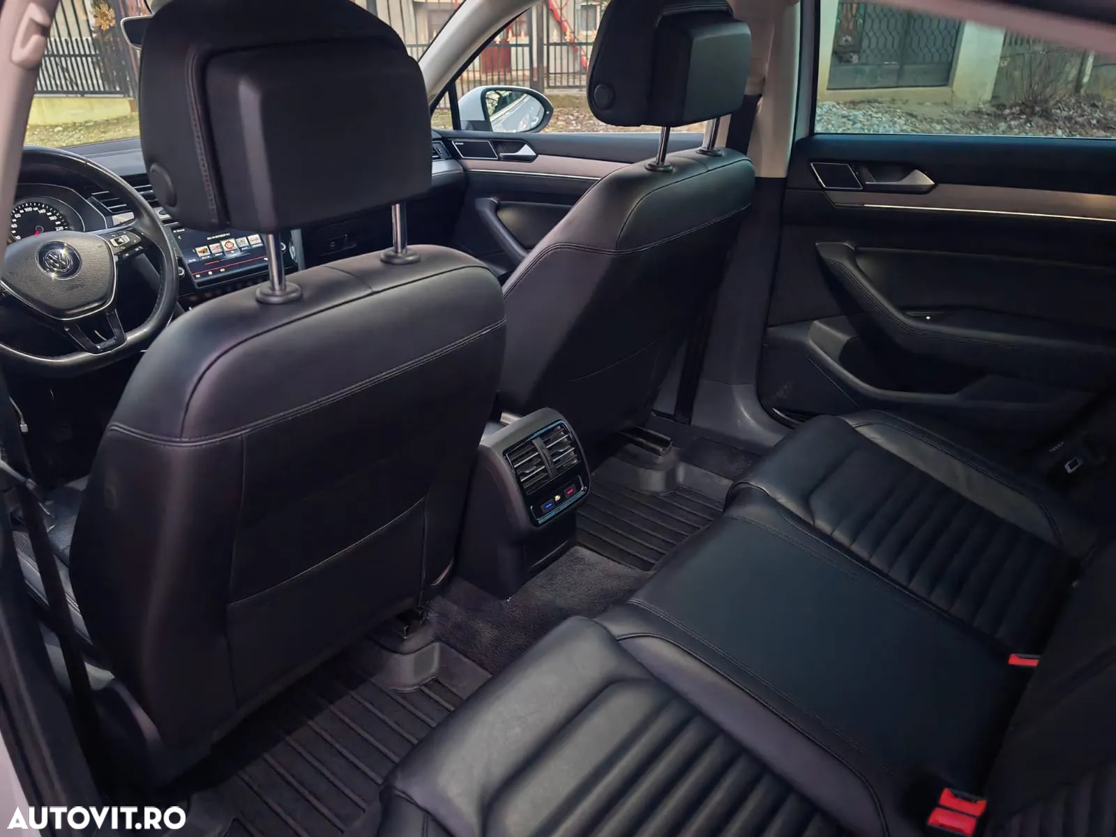 Volkswagen Passat 2.0 TDI (BlueMotion Technology) Comfortline - 8