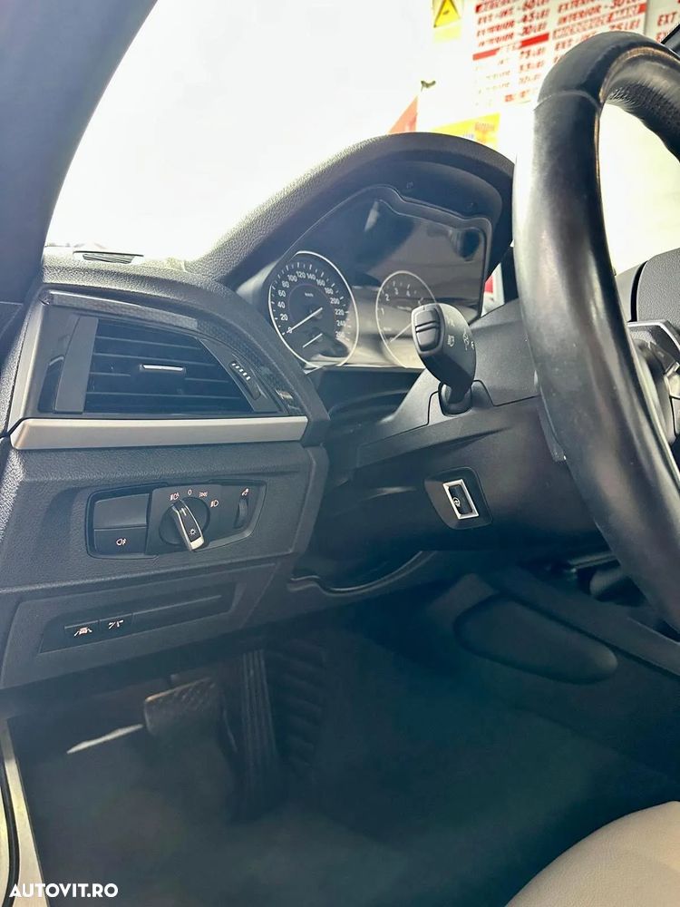 BMW M2 M235i xDrive AT - 9