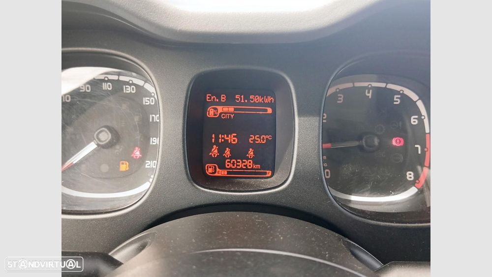 Fiat Panda 1.0 Hybrid City Life - 14