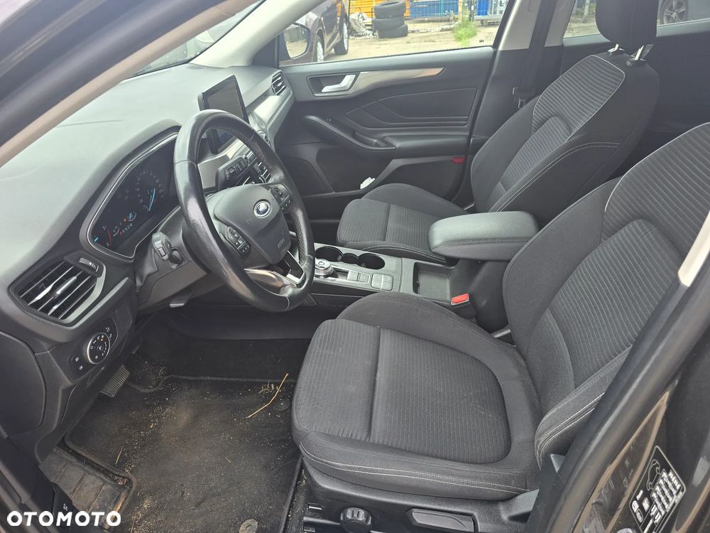 Ford Focus 1.5 EcoBlue STart-Stopp-System TITANIUM - 10
