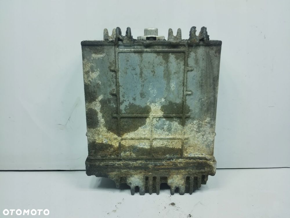 Vw Lt 35 2.5Tdi Komputer 074906021P - 3