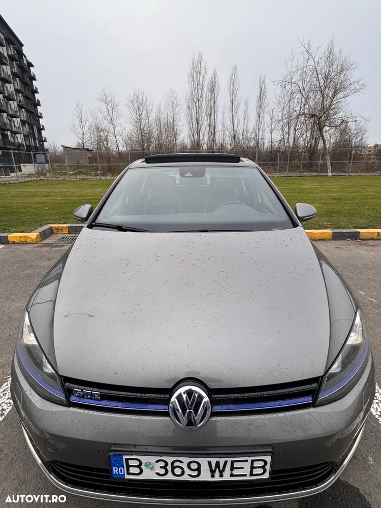 Volkswagen Golf - 18