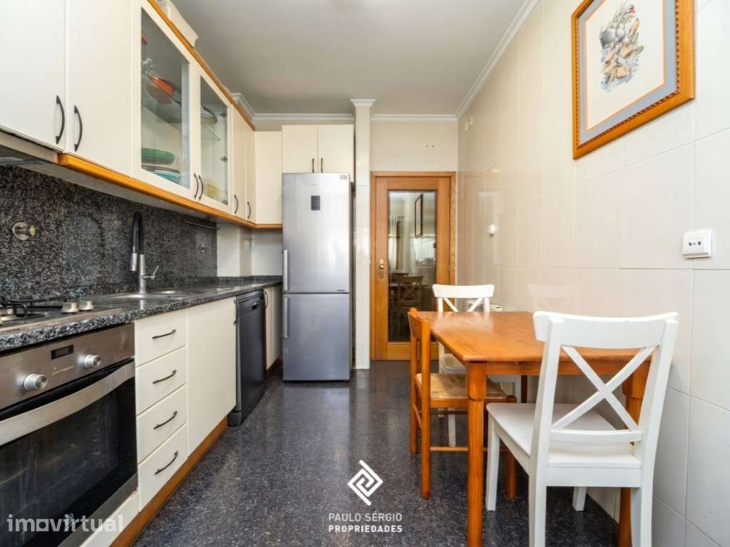 Apartamento T2 com garagem Estação ferroviária de Coimbrões em Vila... - Grande imagem: 2/19