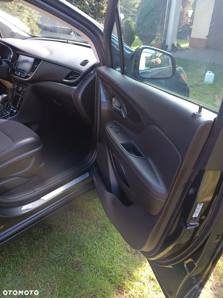 Buick Encore - 11