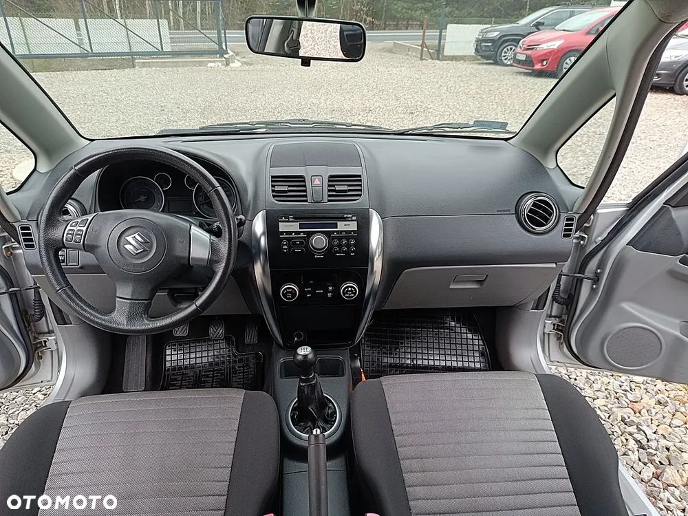 Suzuki SX4 1.6 Premium 4WD - 15