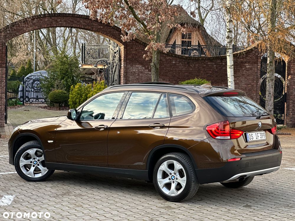 BMW X1 sDrive18i Sport Line - 13