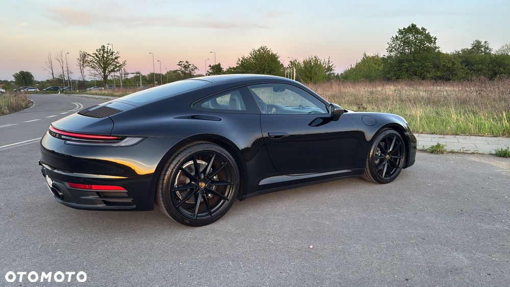 Porsche 911 Carrera T PDK - 32