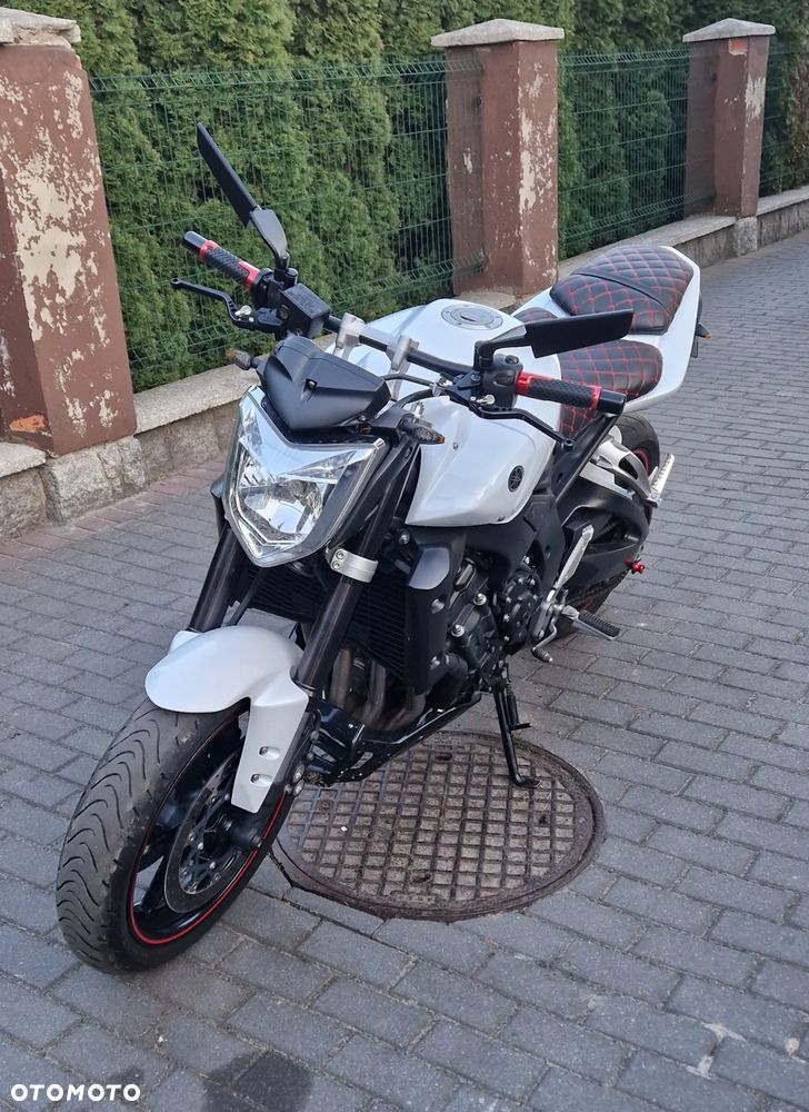 Yamaha FZ - 3