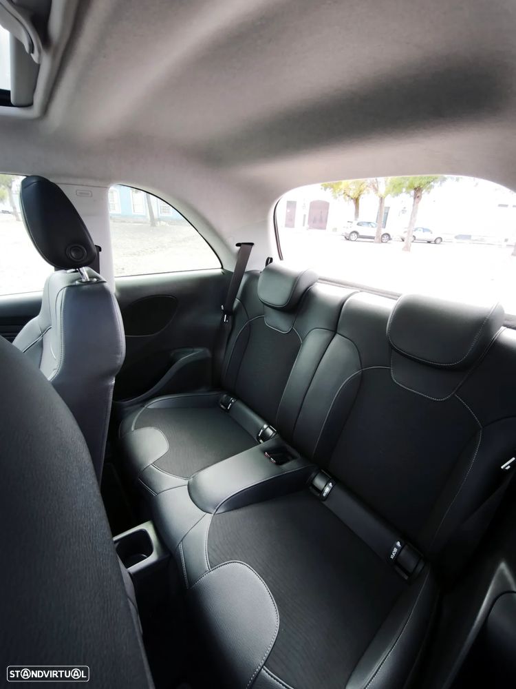 Opel Adam 1.2 Glam - 12