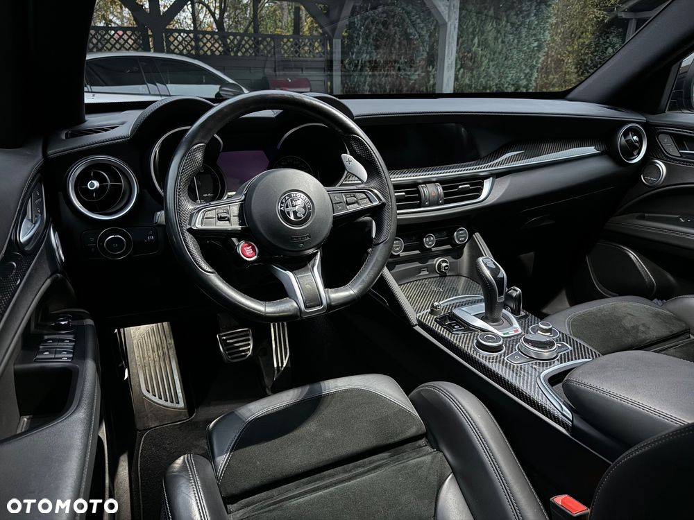 Alfa Romeo Stelvio 2.9 V6 Bi-Turbo Quadrifoglio Q4 - 16