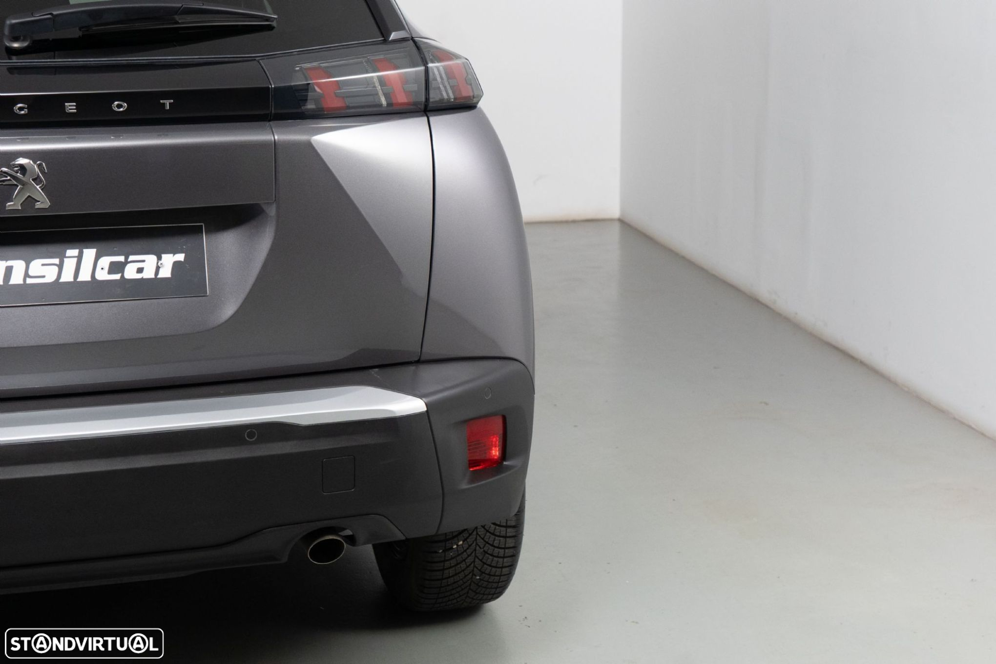 Peugeot 2008 1.2 PureTech Allure - 16