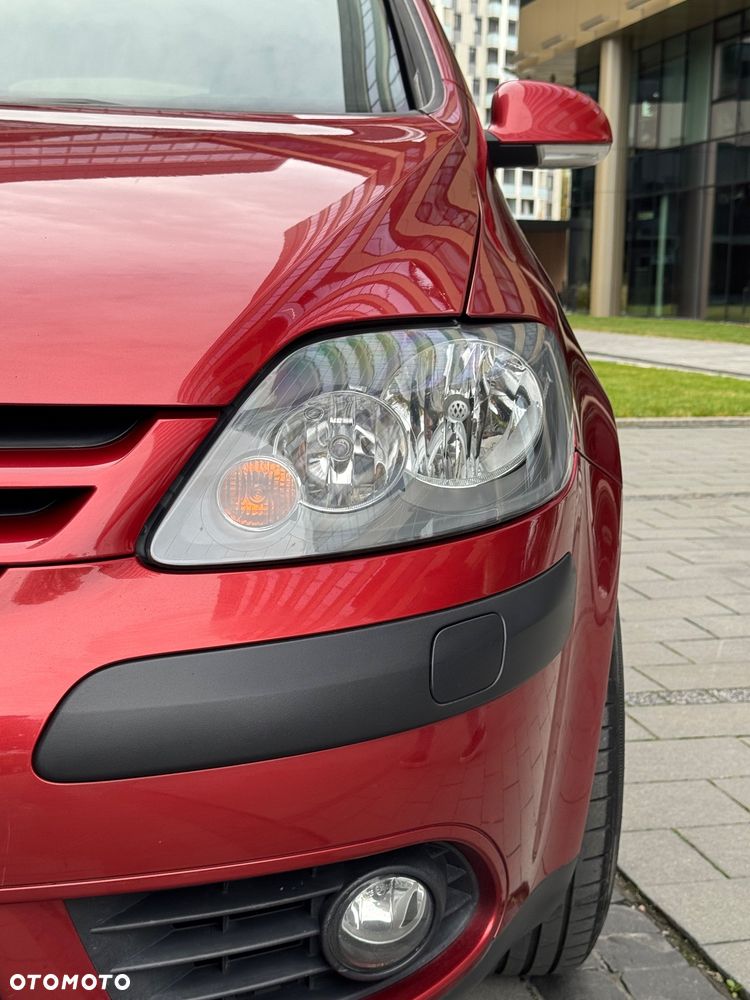 Volkswagen Golf - 8