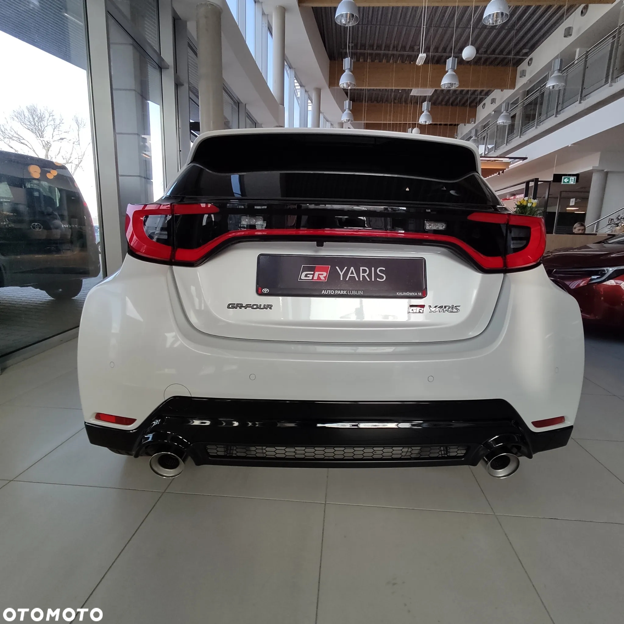 Toyota Yaris GR 1.6 Dynamic - 11