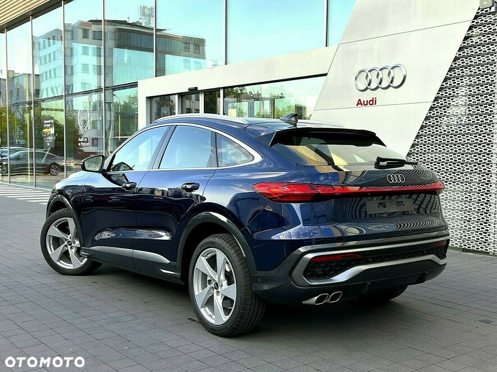 Audi Q5 Sportback - 9