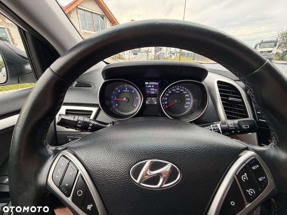 Hyundai i30 1.6 CRDi Comfort - 12