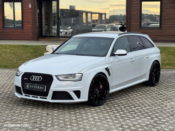 Audi RS4 Avant 4.2 FSi quattro S tronic