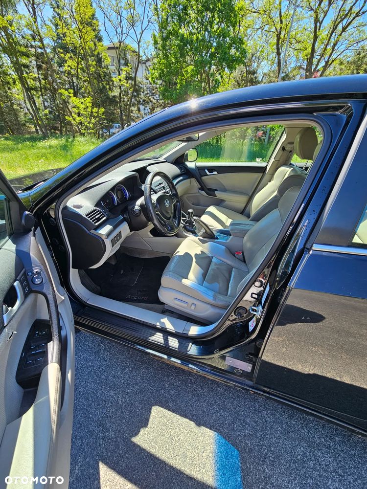 Honda Accord 2.0 Executive - 4
