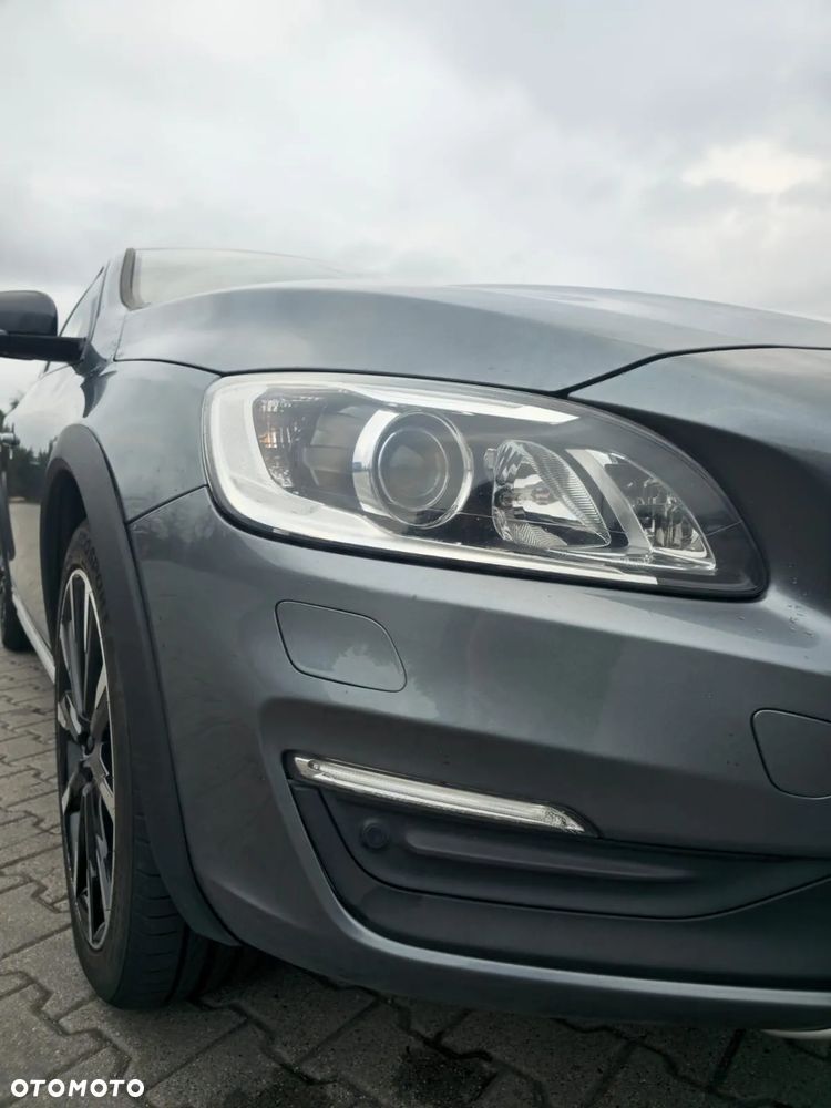 Volvo S60 Cross Country D4 Geartronic Summum - 10