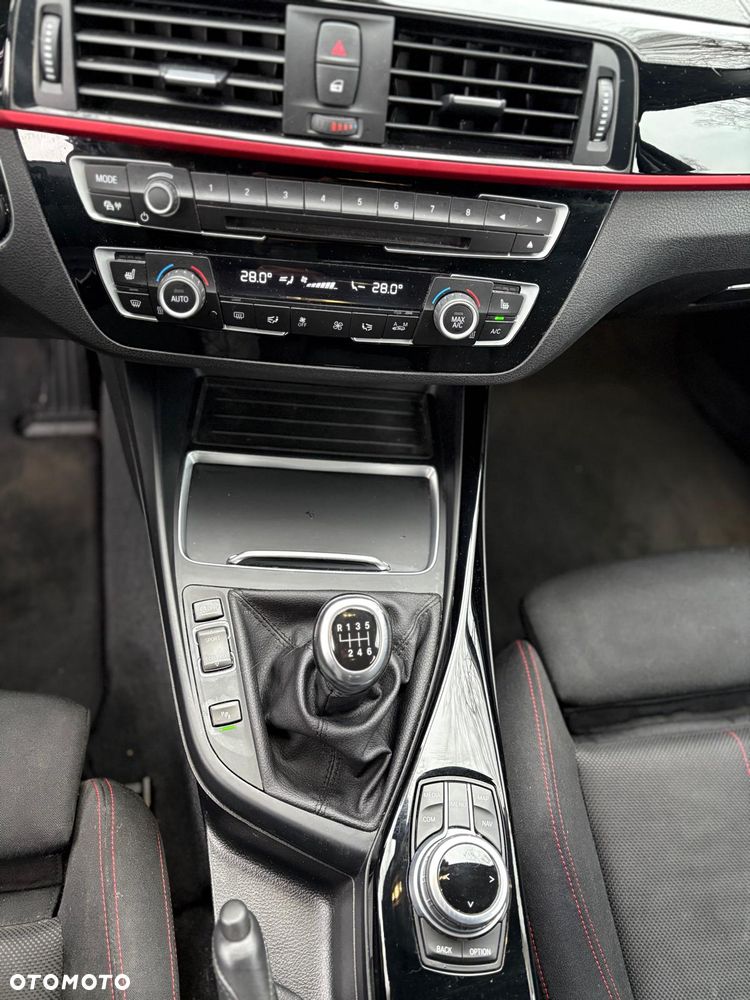 BMW Seria 1 118i Sport Line - 21