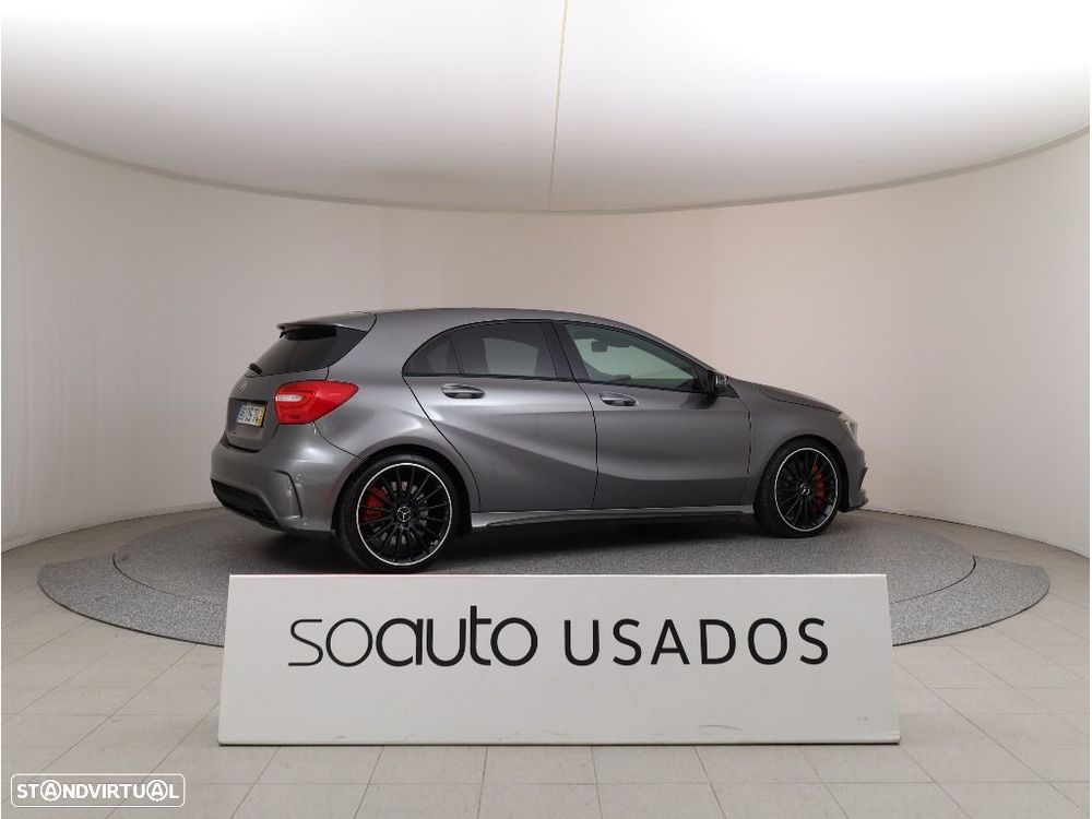 Mercedes-Benz A 45 AMG 4-Matic - 9