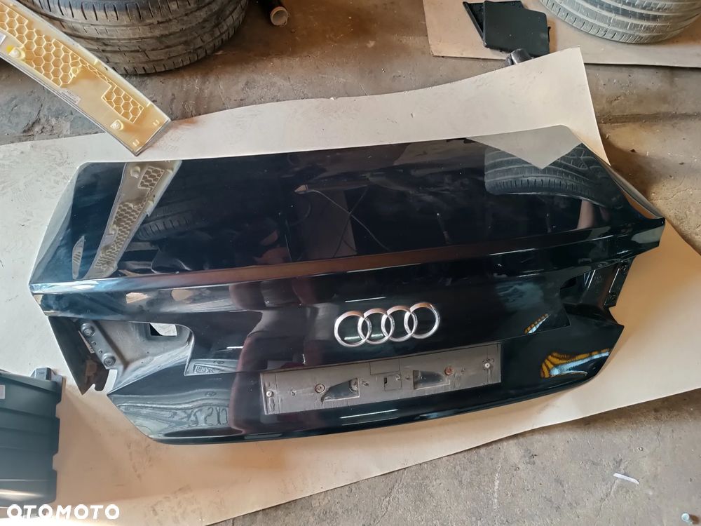 AUDI A8 D4 LZ9Y CZARNA KLAPA BAGAŻNIKA - 1