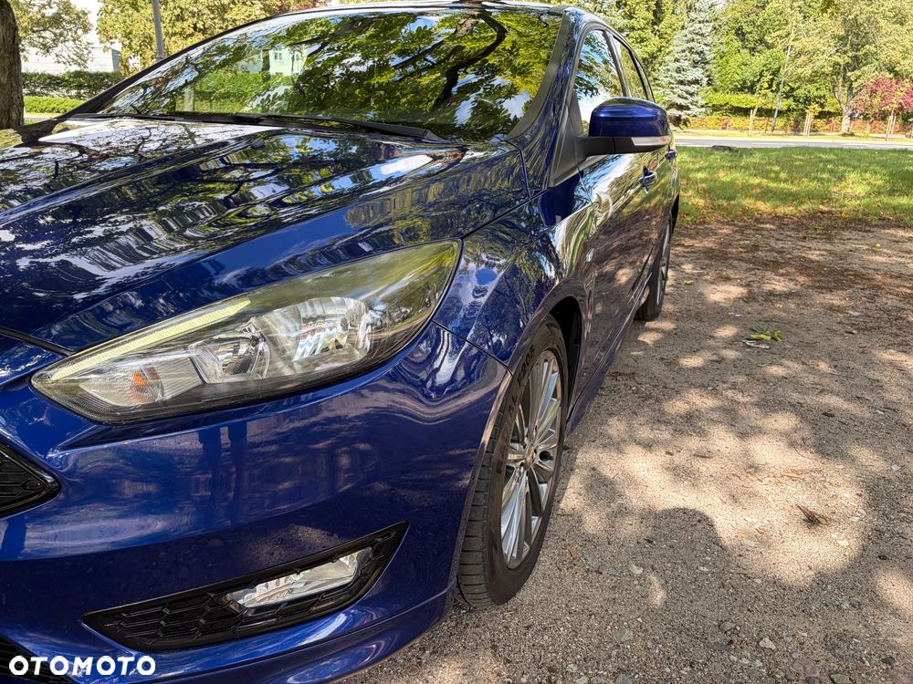 Ford Focus 1.5 EcoBoost STart-Stopp-System ST-LINE - 9