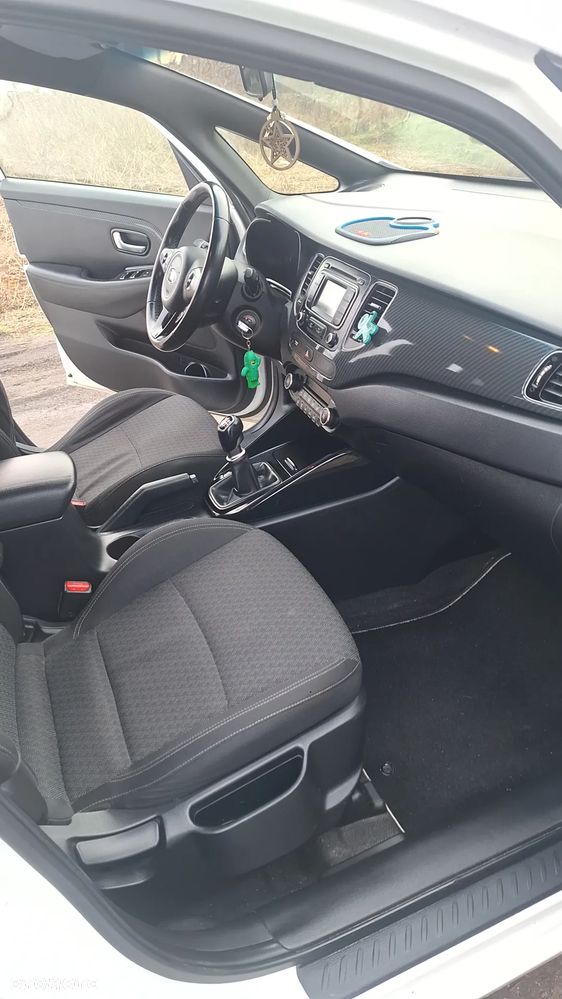Kia Carens 1.7 CRDi 115 Dream-Team Edition - 5