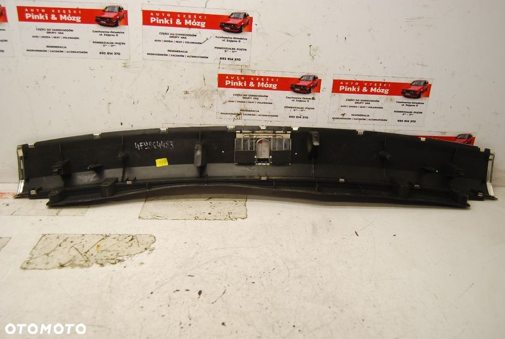 OSŁONA PASA TYLNIEGO TYŁ 4F9864483 AUDI A6 C6 KOMBI - 2
