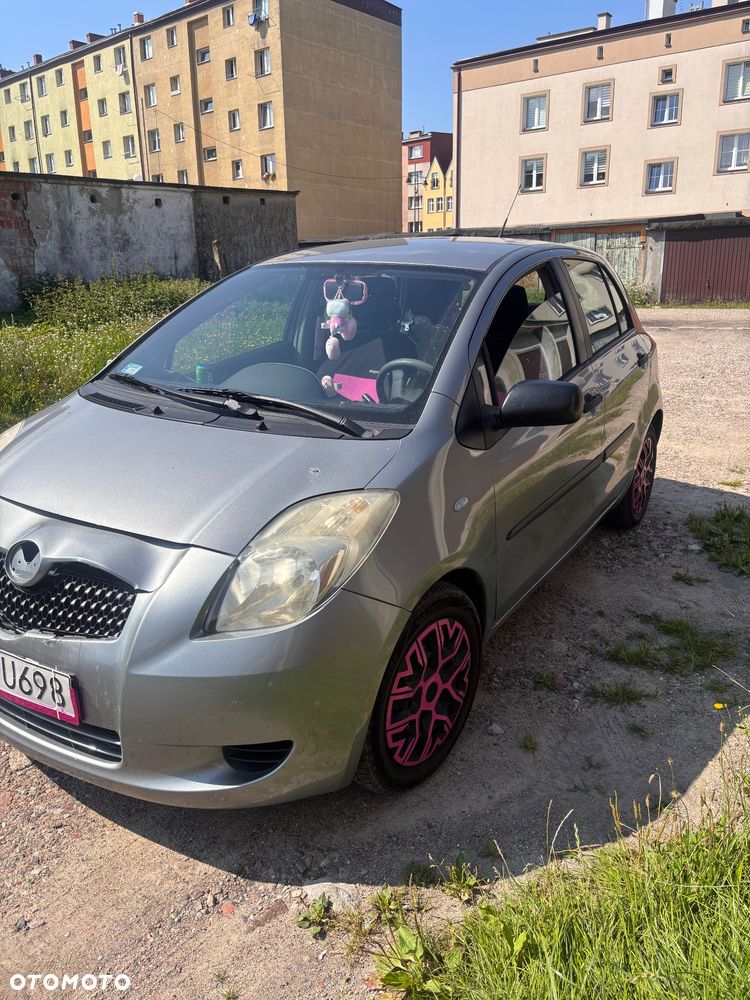 Toyota Yaris 1.3 Terra - 3