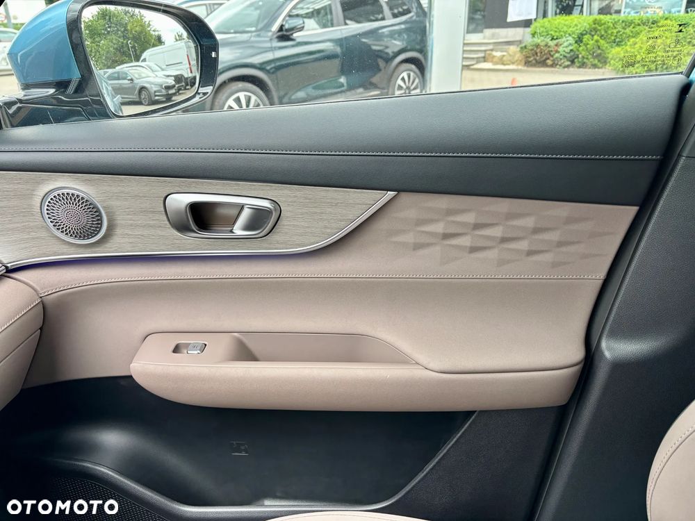 Chery Tiggo 8 1.5 T-GDI Super Hybrid Prestige DCT - 22