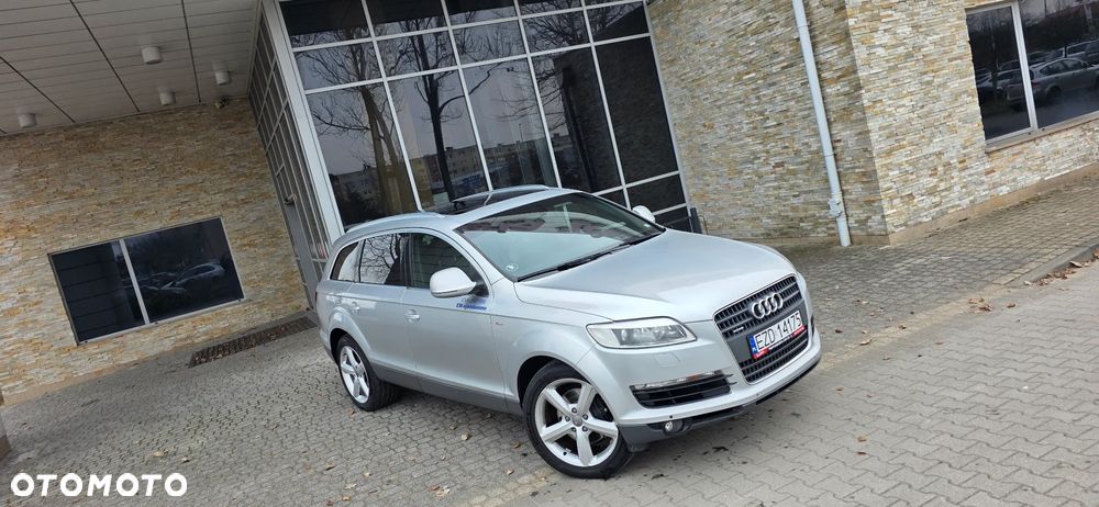 Audi Q7 - 9