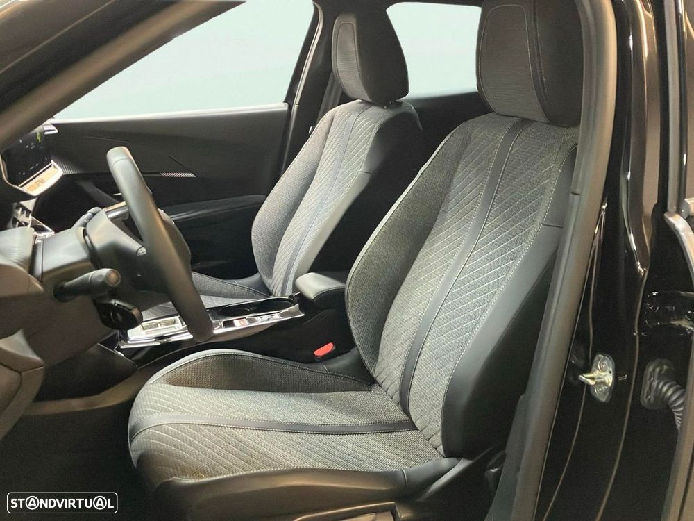 Peugeot e-2008 54 kWh Allure - 14