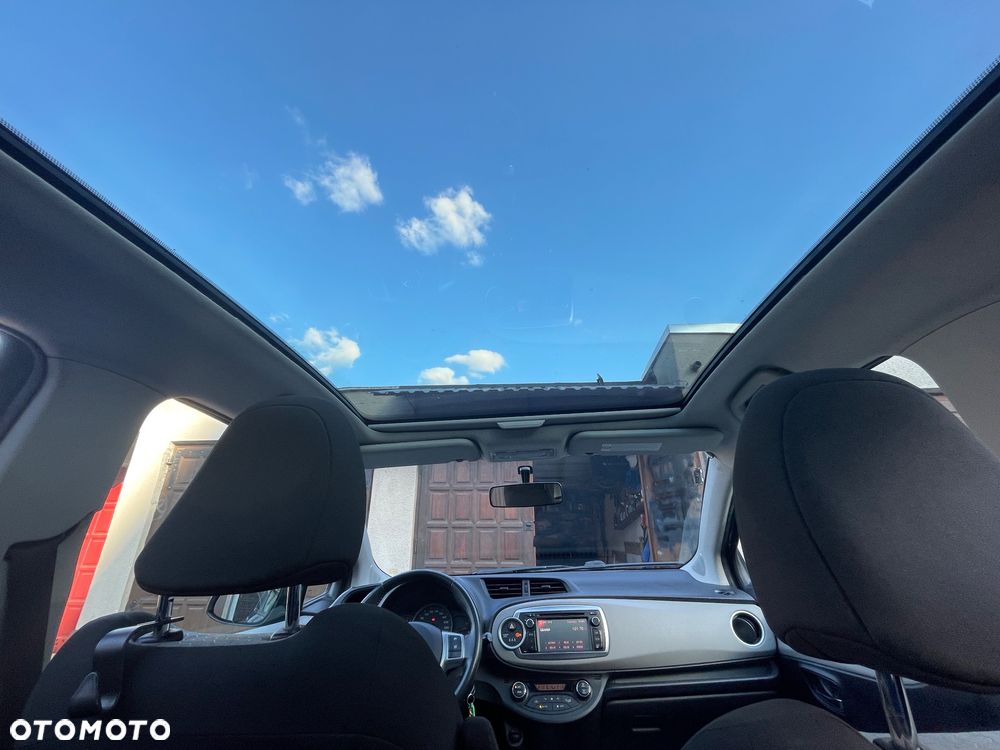 Toyota Yaris 1.33 Premium - 8