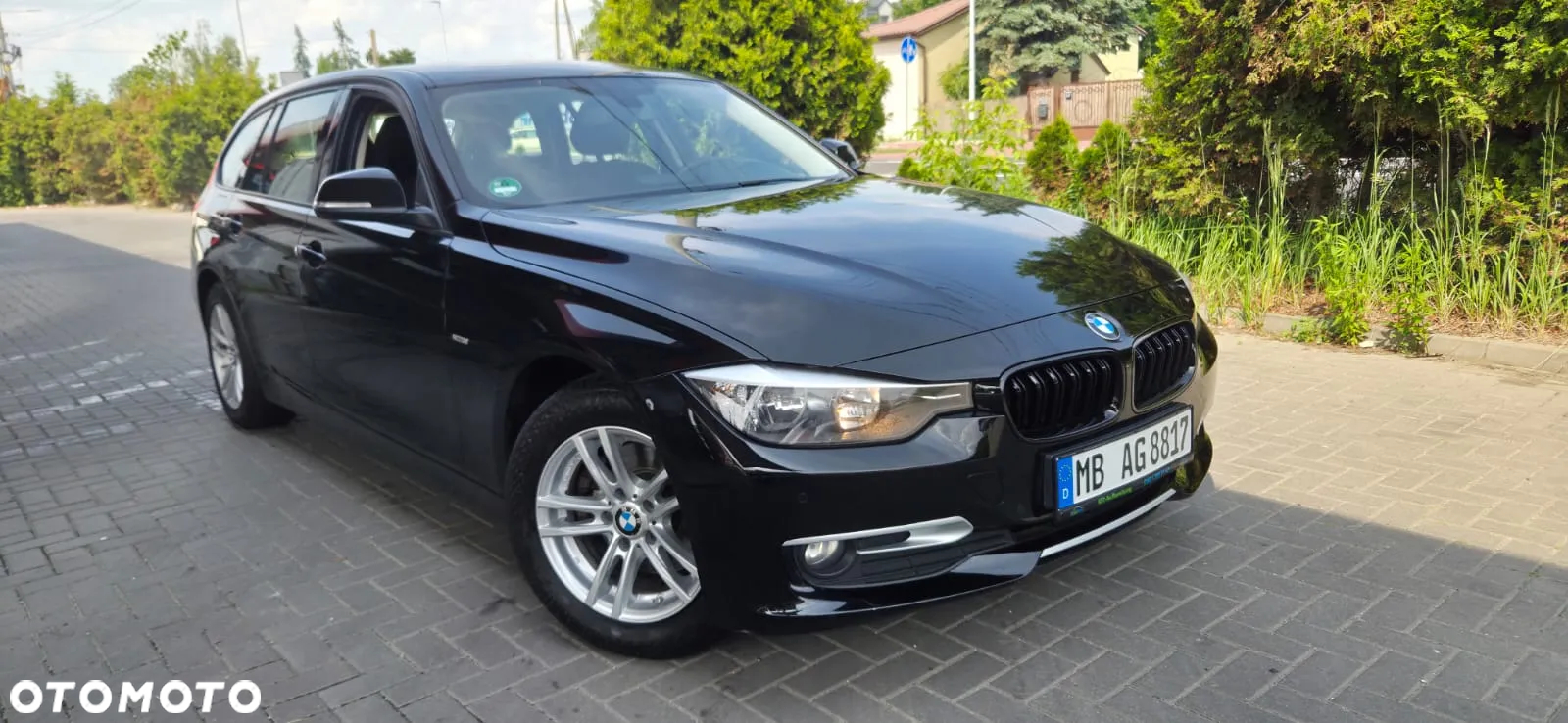 BMW Seria 3 320d DPF Touring Blue Performance Edition Exclusive - 22