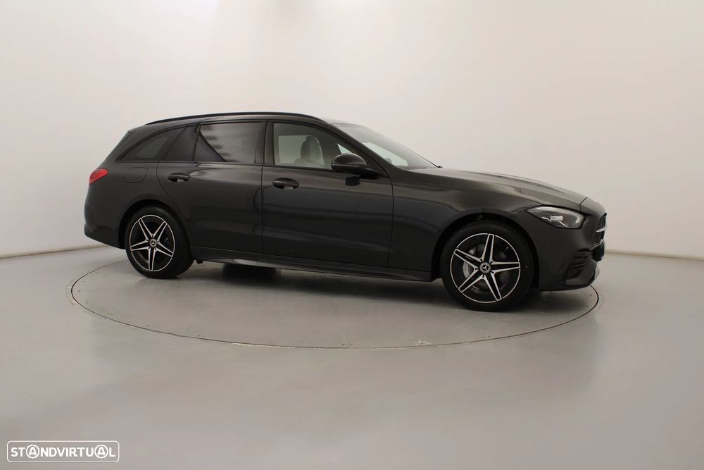 Mercedes-Benz C 300 de AMG Line - 3