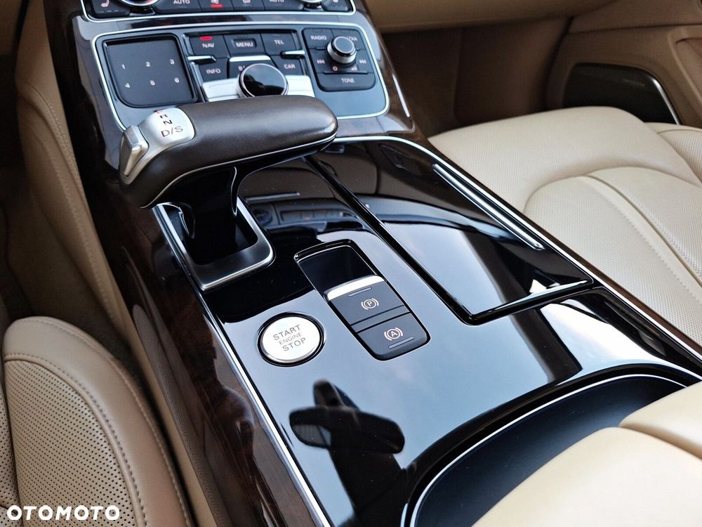 Audi A8 - 16