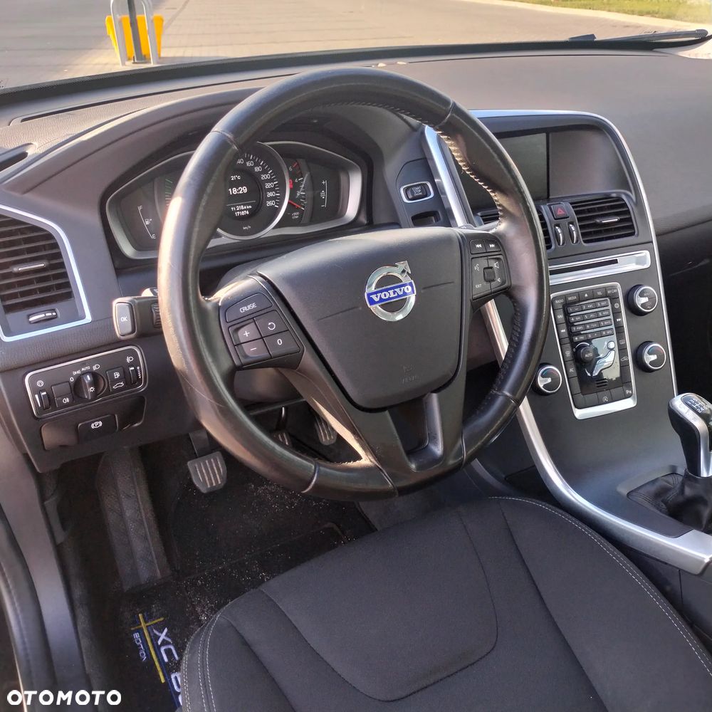 Volvo XC 60 D3 Drive-E Kinetic - 12