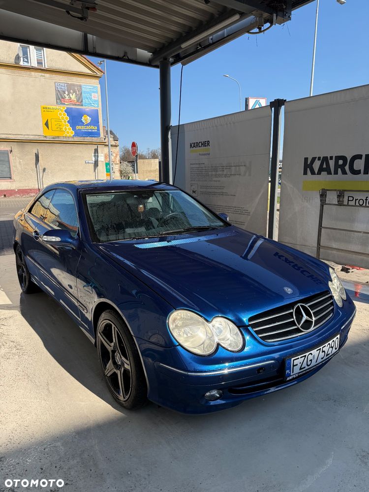 Mercedes-Benz CLK 270 CDI Avantgarde - 4