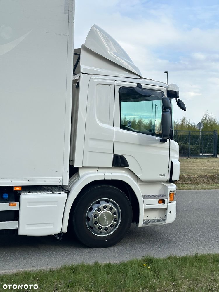 Scania P250 euro6 kontener 8.2 dzienna automat winda - 12